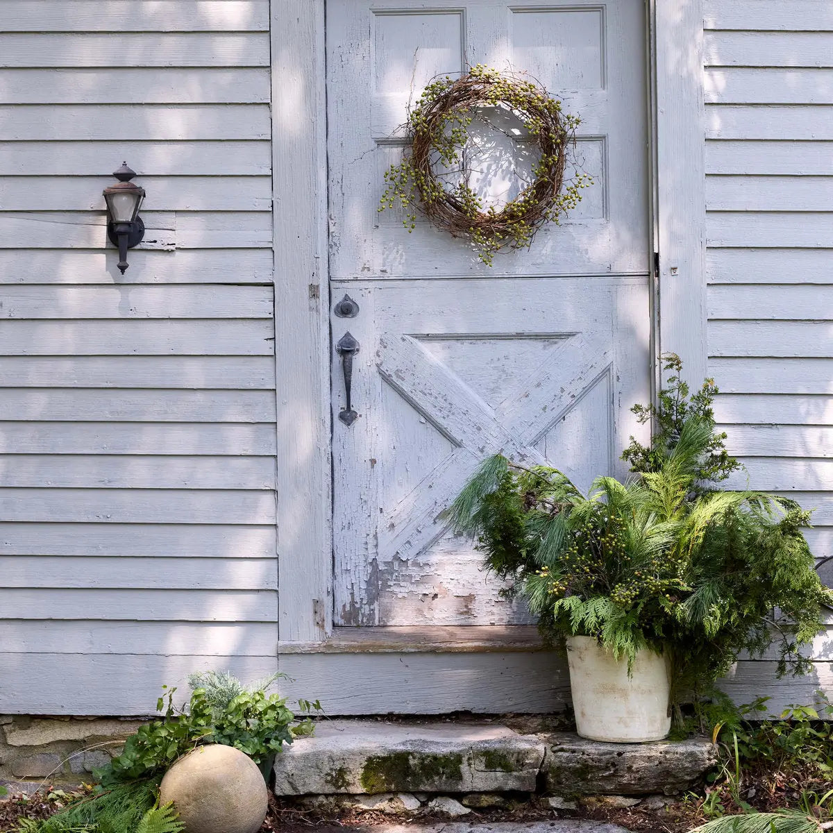 Basic Planter, White Patina Bloomist
