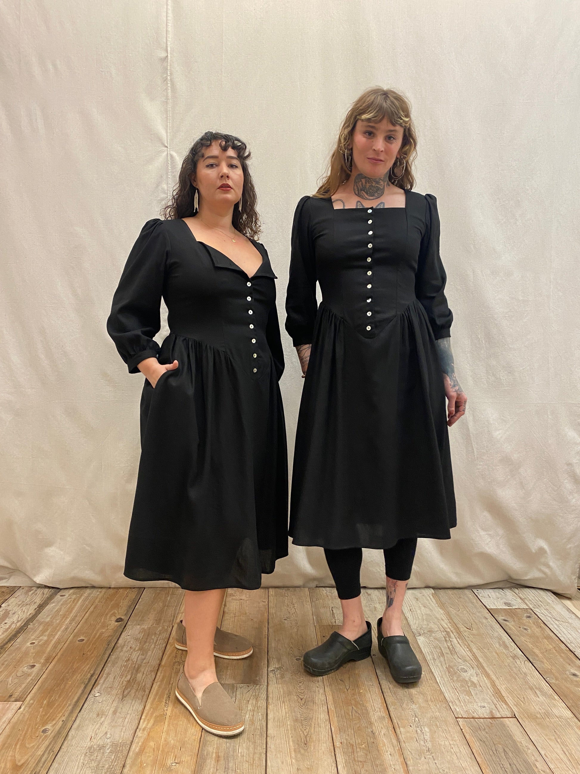 Prairie Dress in Black Linen Field Day
