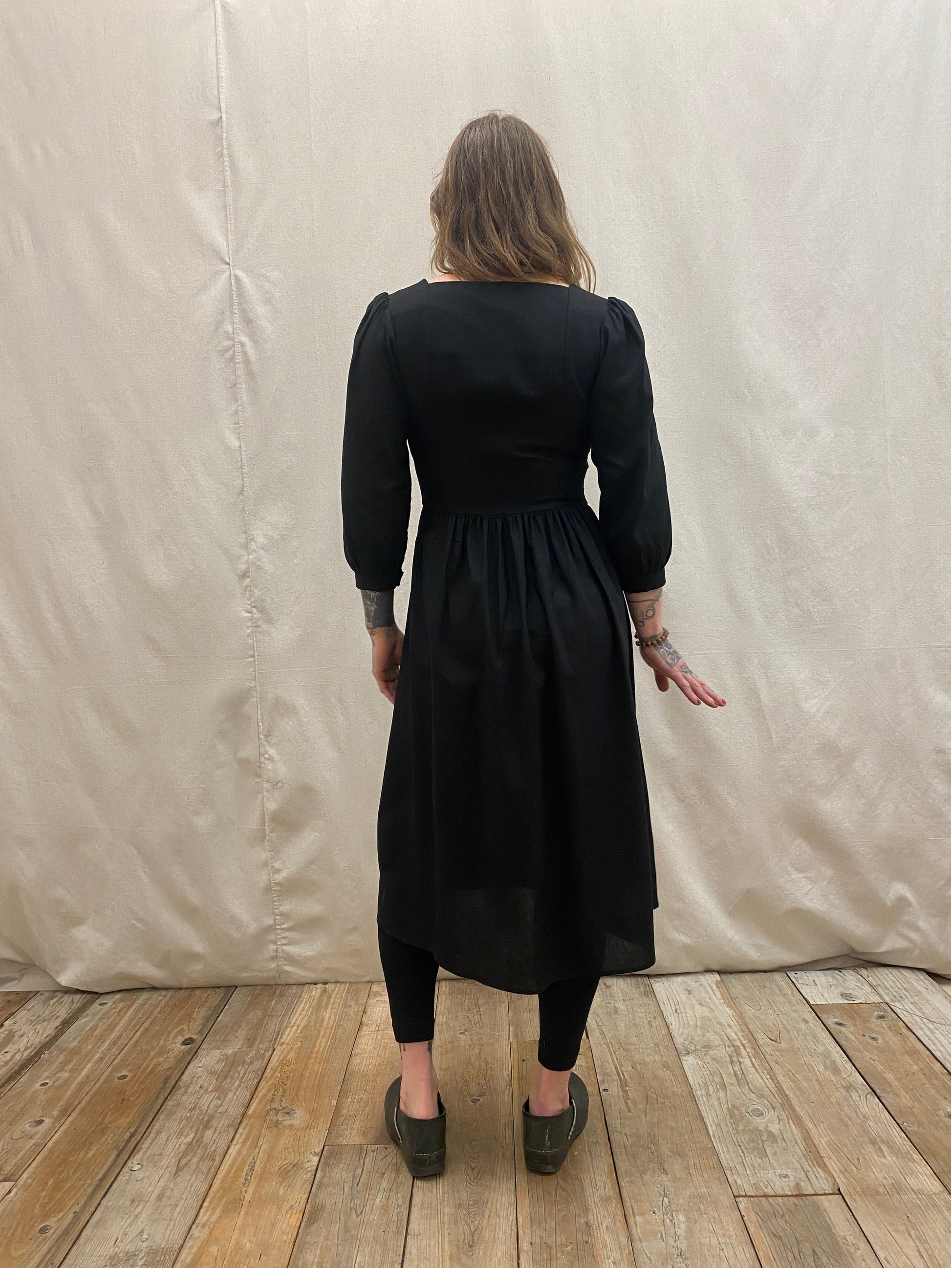 Prairie Dress in Black Linen Field Day