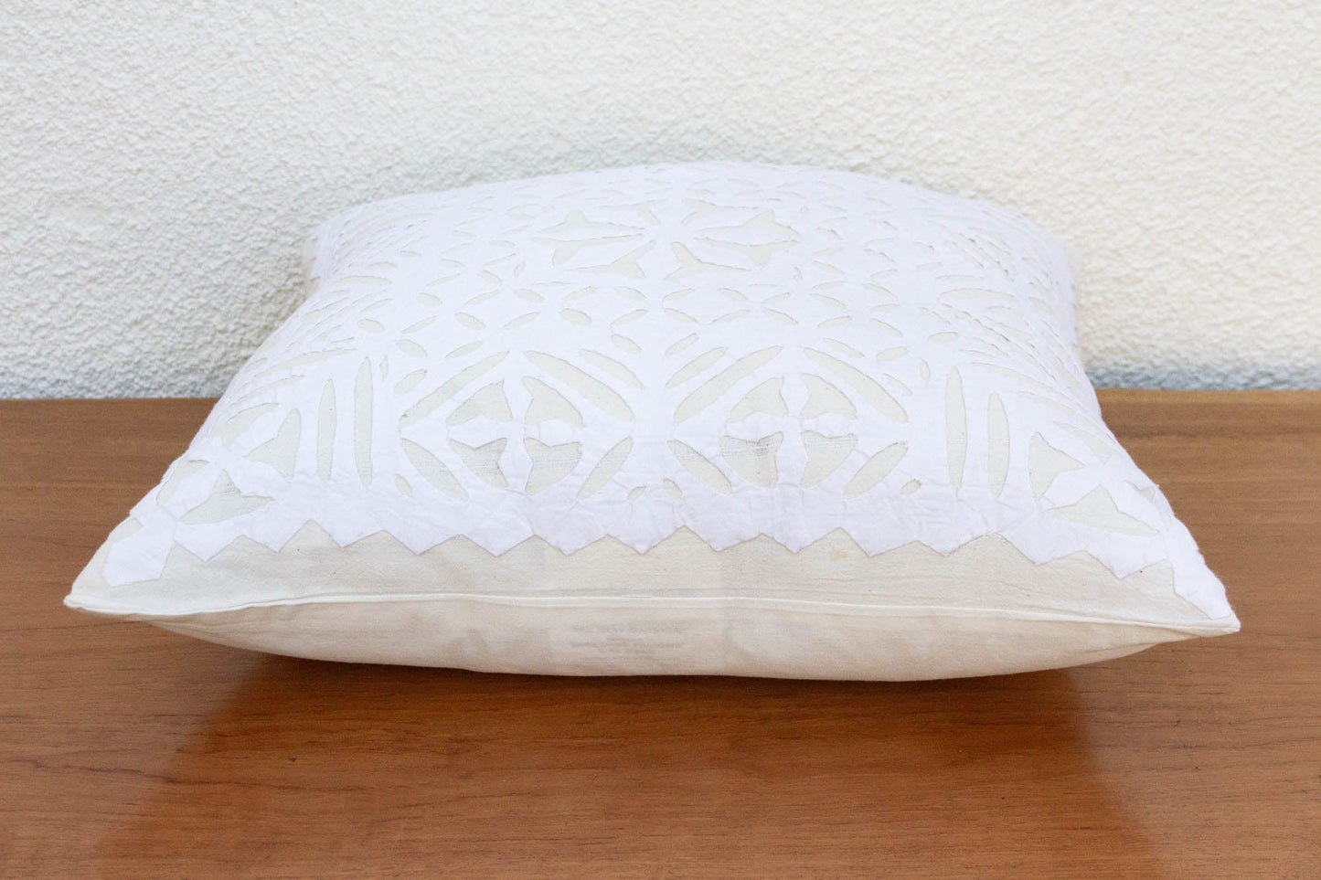 Ebhu Applique Pillow Cover