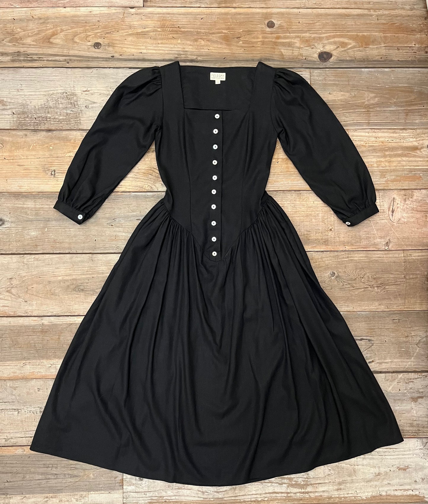 Prairie Dress in Black Linen Field Day