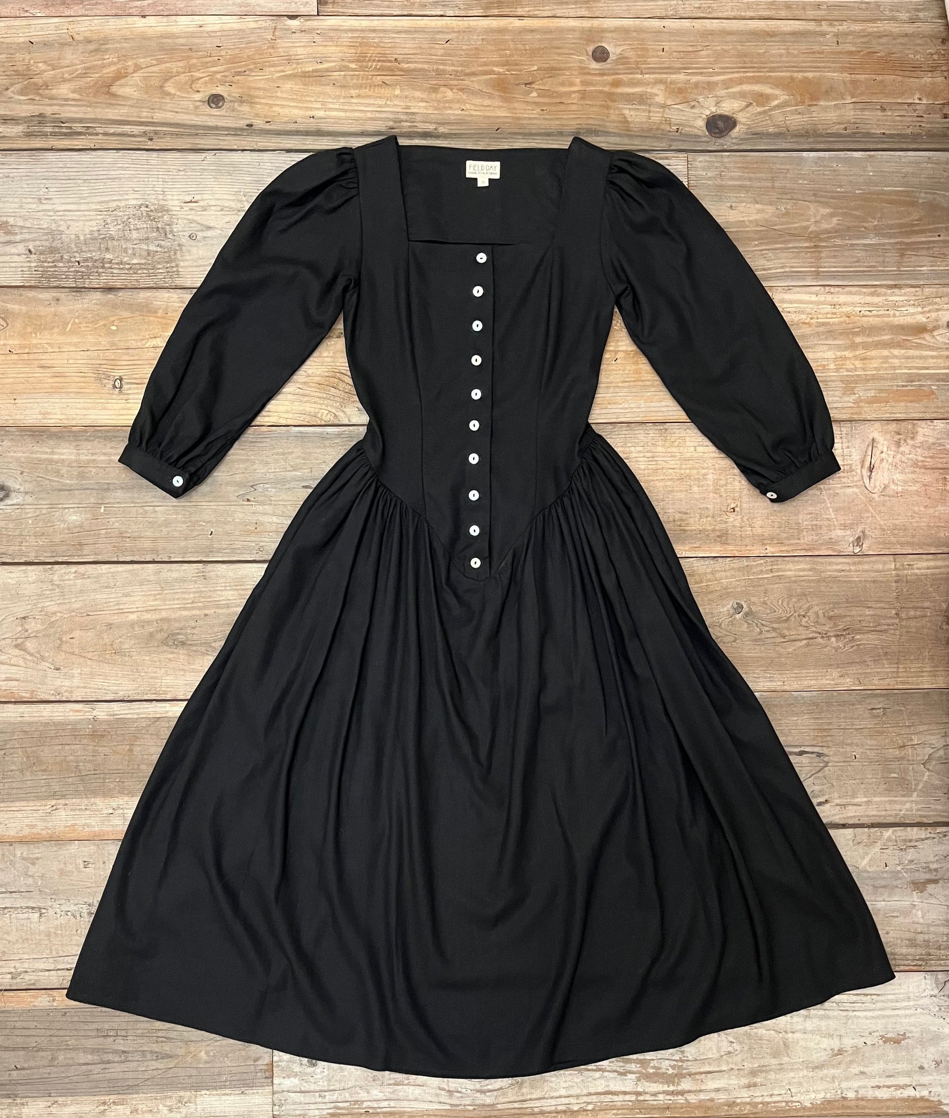 Prairie Dress in Black Linen Field Day